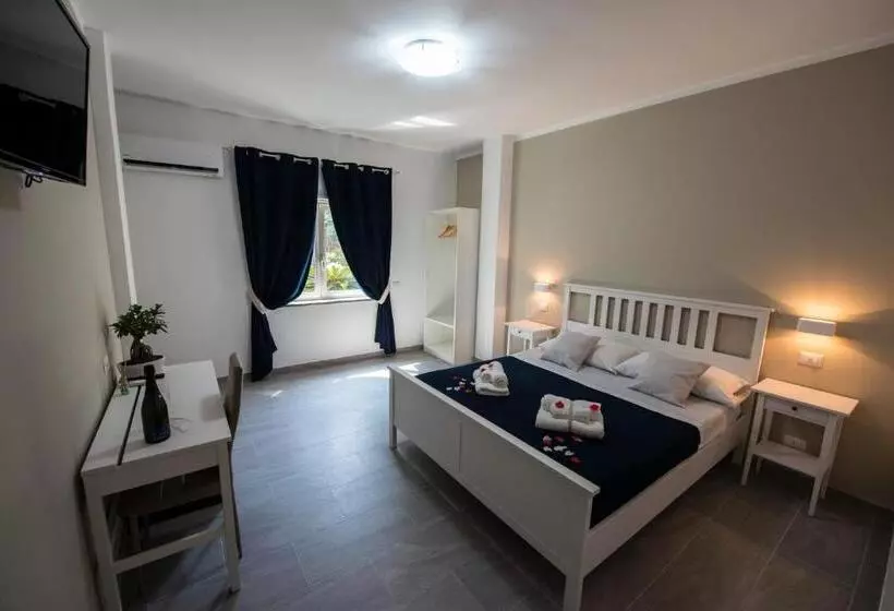 Aamiaismajoitus (B&B) Cosmo Rooms A Pochi Passi Da Tropea