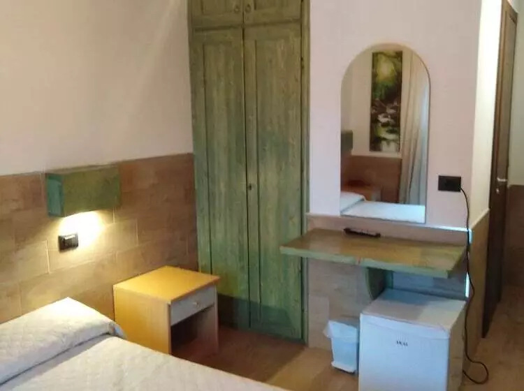 Hotelli Ai 4 Camosci