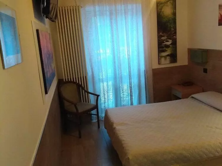 Hotelli Ai 4 Camosci