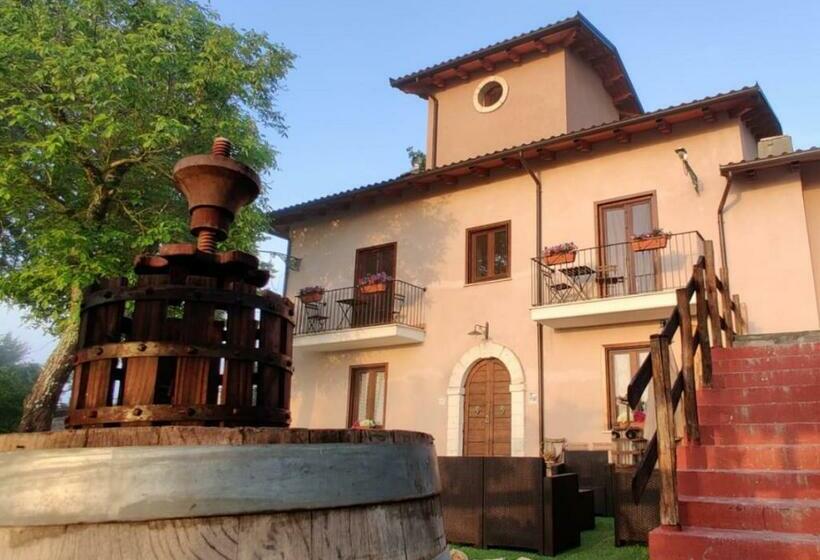 교외 호텔 Il Casaletto Agriturismo Moderno, Vista Panoramica E Cibo Spettacolare  Scurcola Marsicana