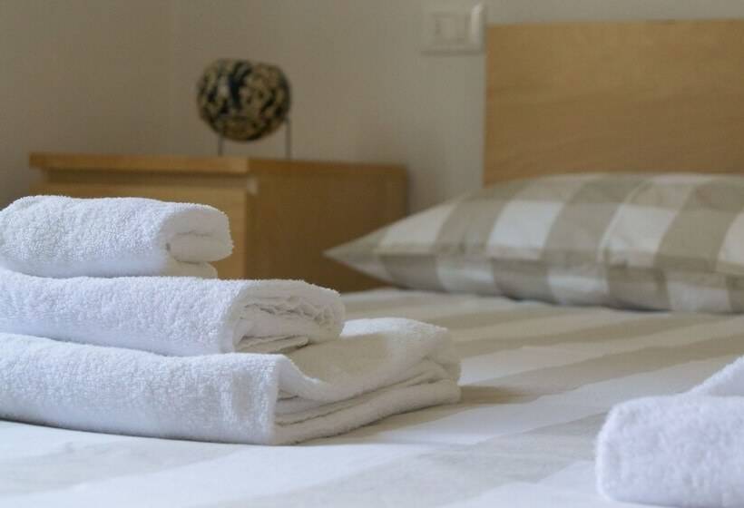 فندق ريفى Verdepiano Bed&camping