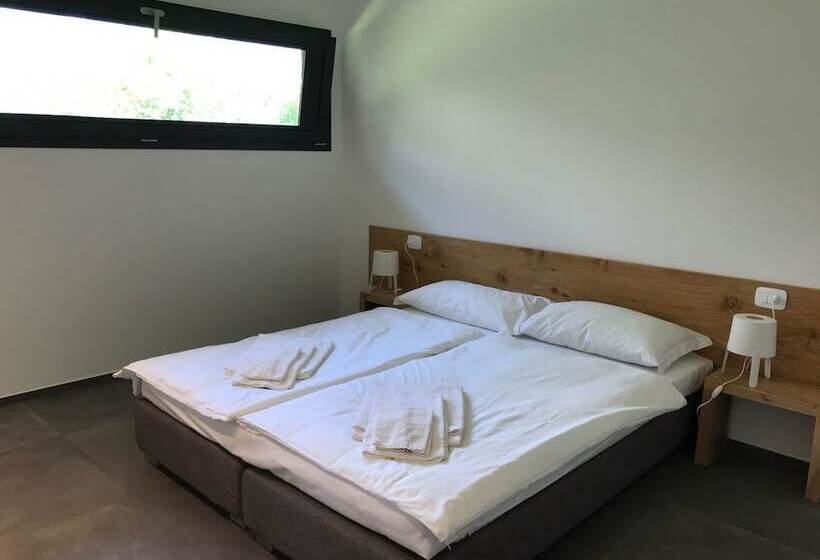 فندق ريفى Verdepiano Bed&camping