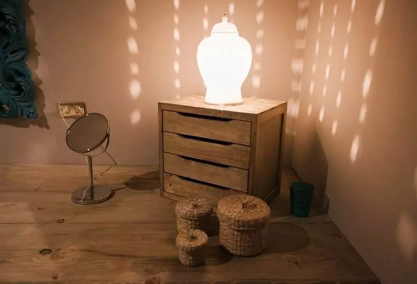 Assteas Bed & Breakfast