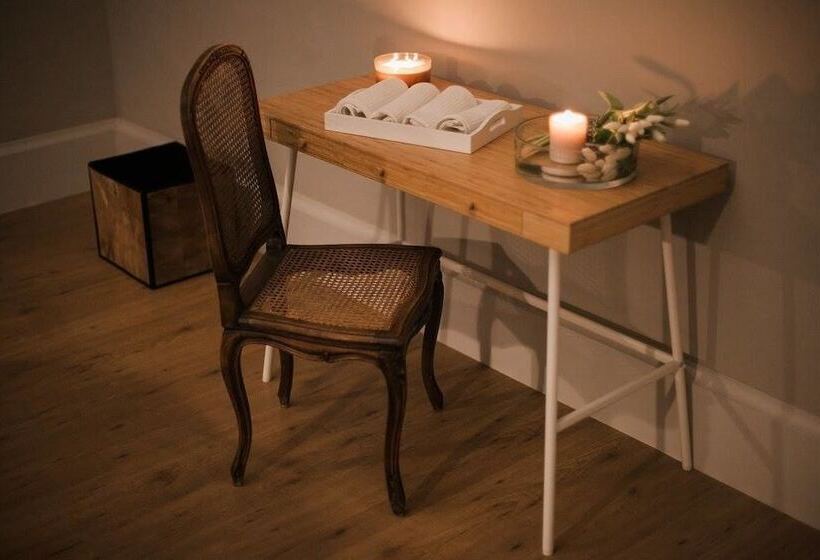 Assteas Bed & Breakfast