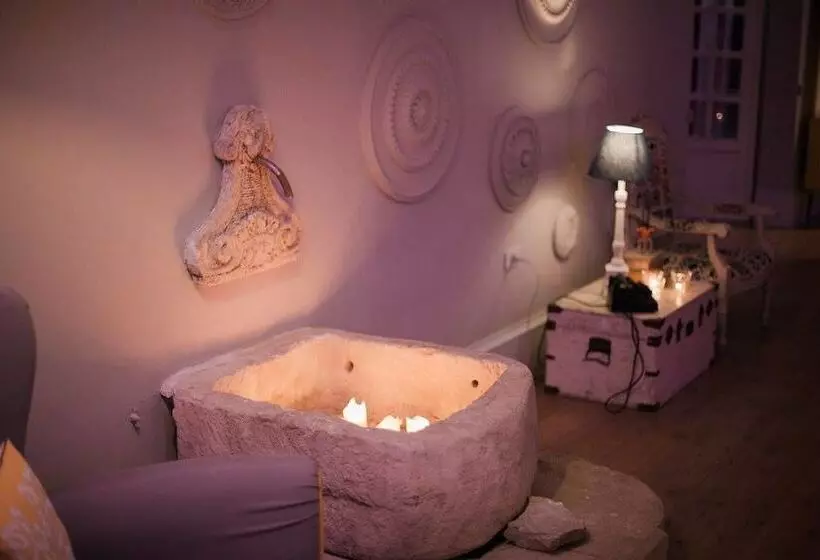 Assteas Bed & Breakfast