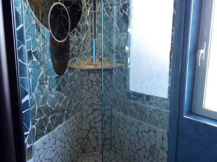 בית מלון כפרי Exagon Flower