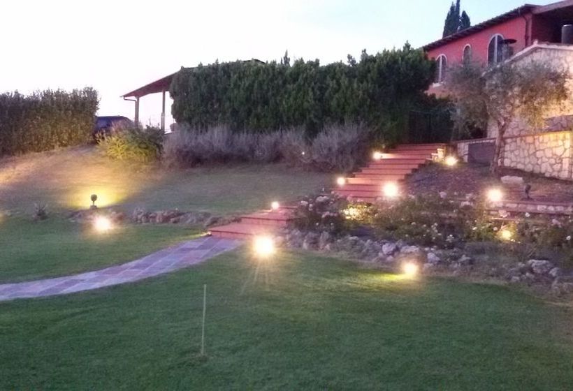 فندق ريفى Tenuta Di Pomine