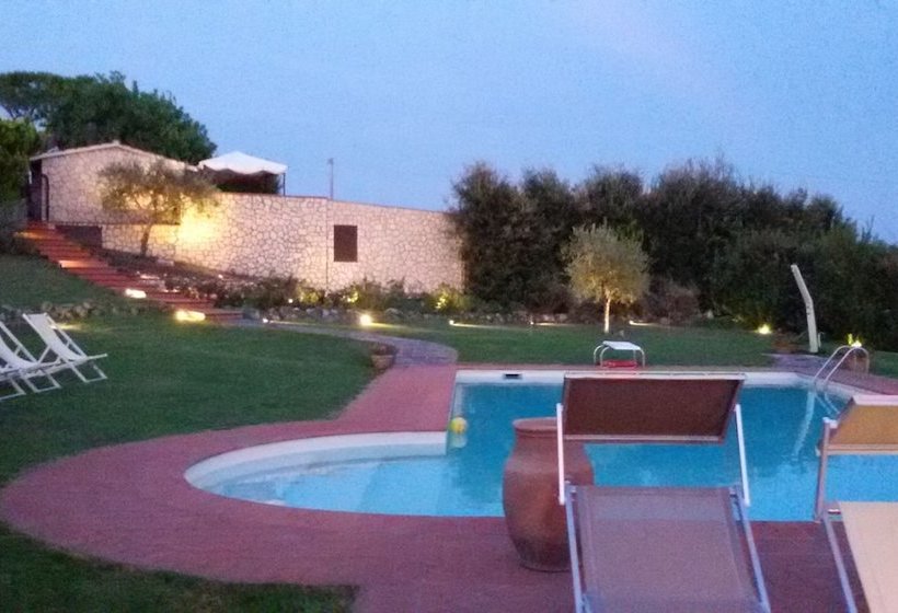 فندق ريفى Tenuta Di Pomine