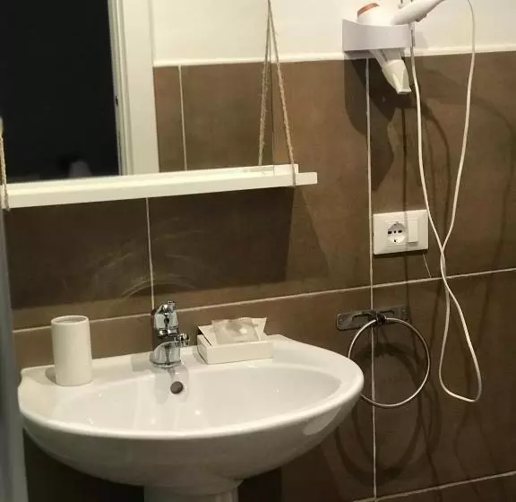 تختخواب و صبحانه Bonorum