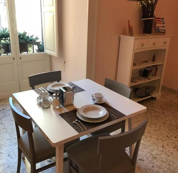 تختخواب و صبحانه Palazzo Cariddi