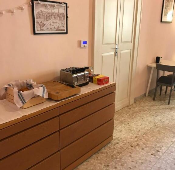 تختخواب و صبحانه Palazzo Cariddi