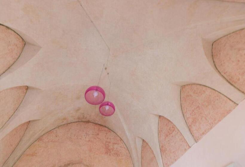 تختخواب و صبحانه Palazzo Cariddi