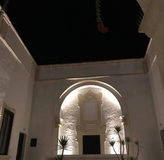 تختخواب و صبحانه Palazzo Cariddi