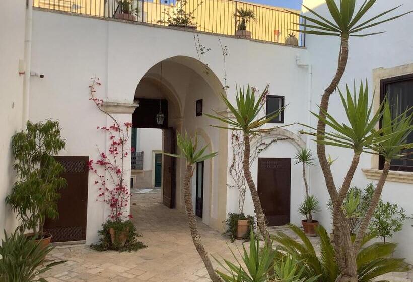 تختخواب و صبحانه Palazzo Cariddi