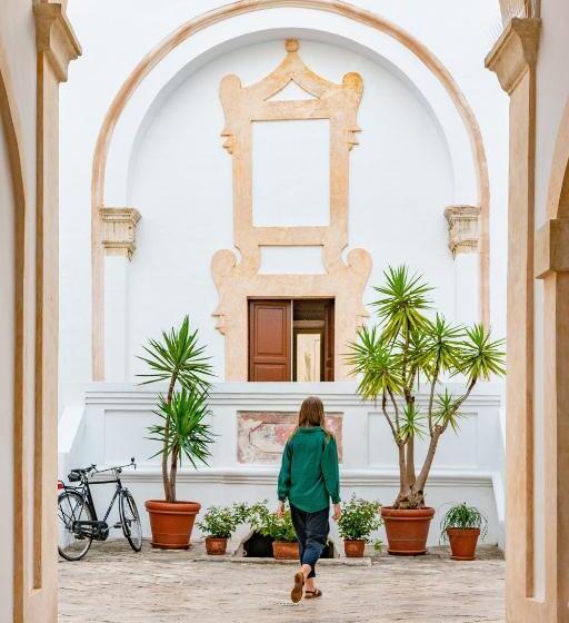 تختخواب و صبحانه Palazzo Cariddi