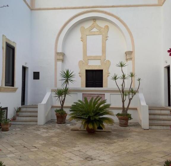 تختخواب و صبحانه Palazzo Cariddi