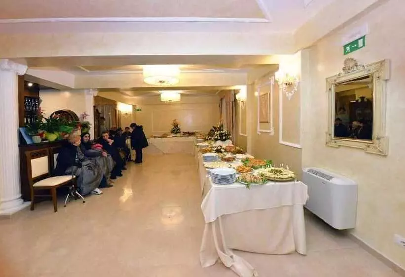 田舎風ホテル Agriturismo La Fortezza