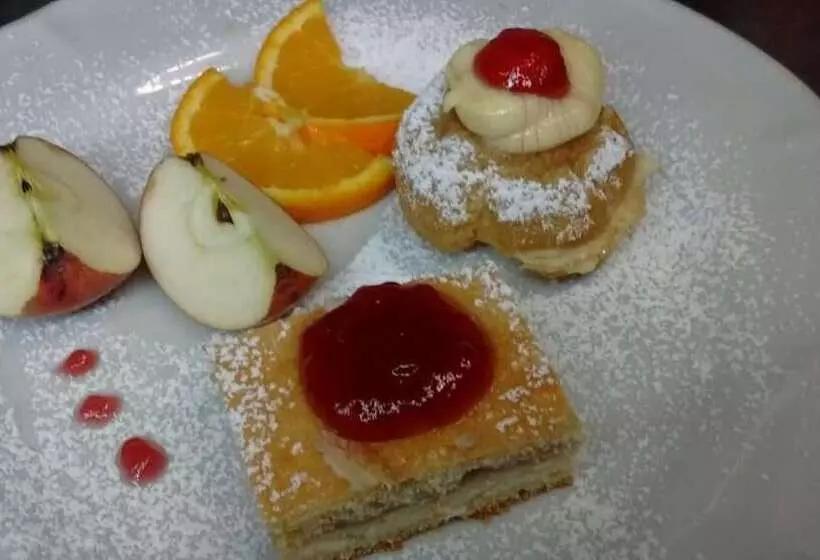 田舎風ホテル Agriturismo La Fortezza