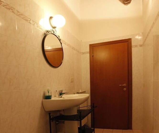 فندق ريفى Fattoria Albanese Labardi