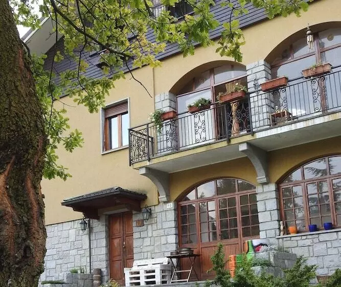 La Menaresta Apartments