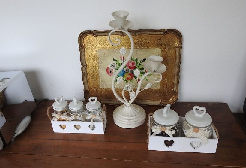 La Menaresta Apartments