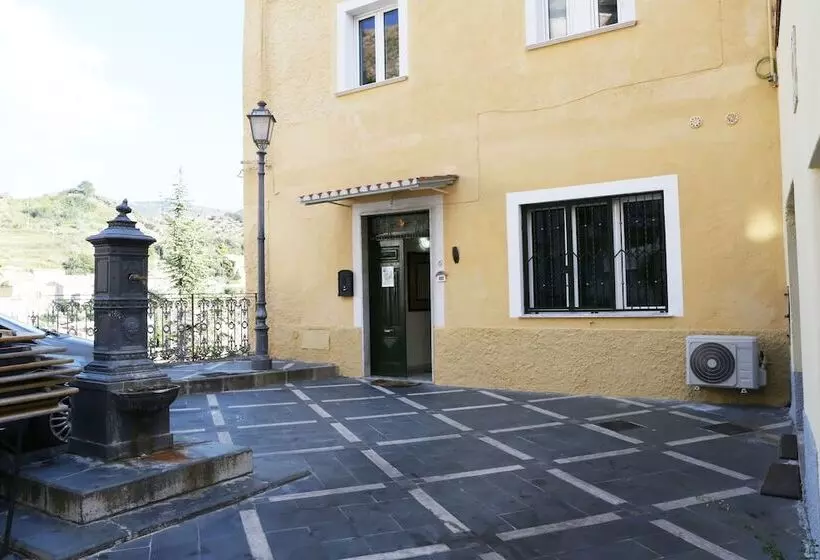 ベッドアンドブレックファースト Il Profumo Delle Zagare