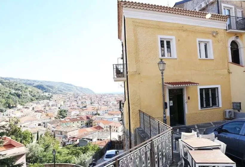 ベッドアンドブレックファースト Il Profumo Delle Zagare