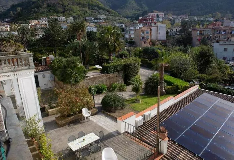 تختخواب و صبحانه Villa Bianca