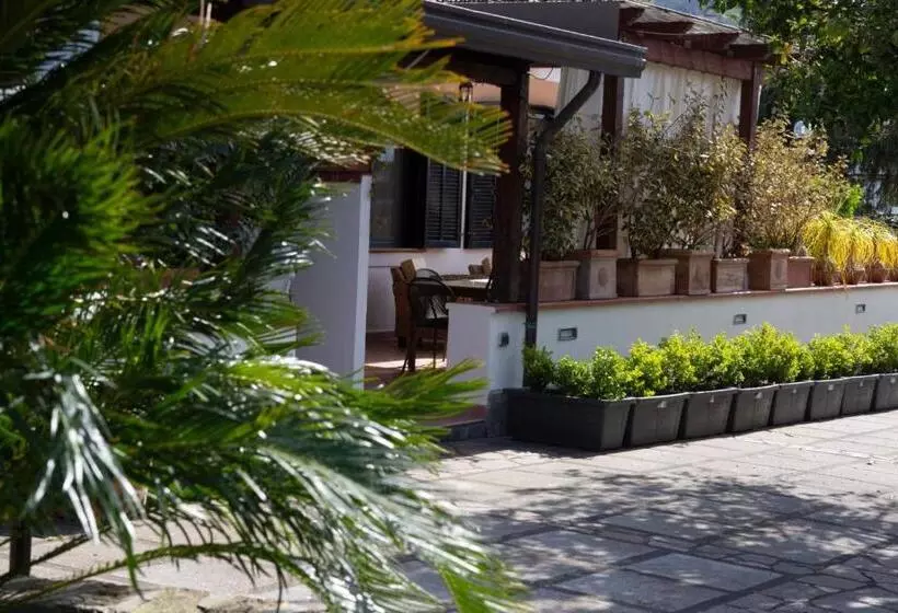 تختخواب و صبحانه Villa Bianca