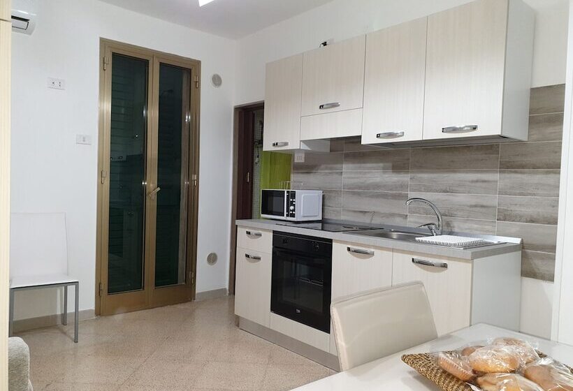 פונדק Il Terrazzino Vista Mare