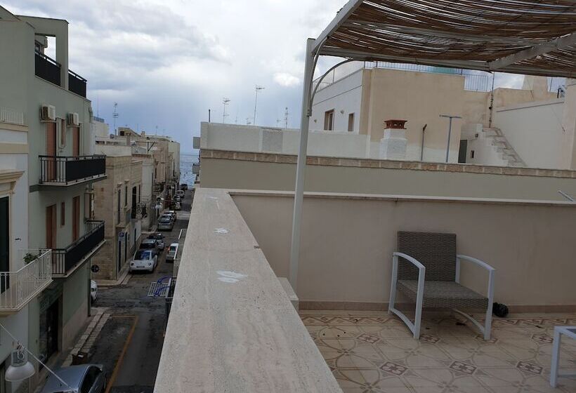 פונדק Il Terrazzino Vista Mare