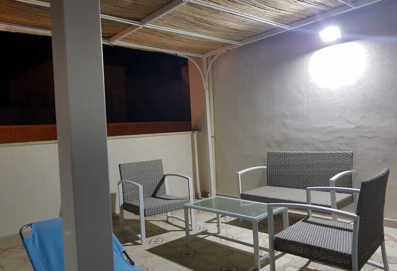 פונדק Il Terrazzino Vista Mare