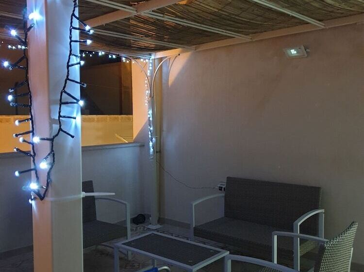 פונדק Il Terrazzino Vista Mare