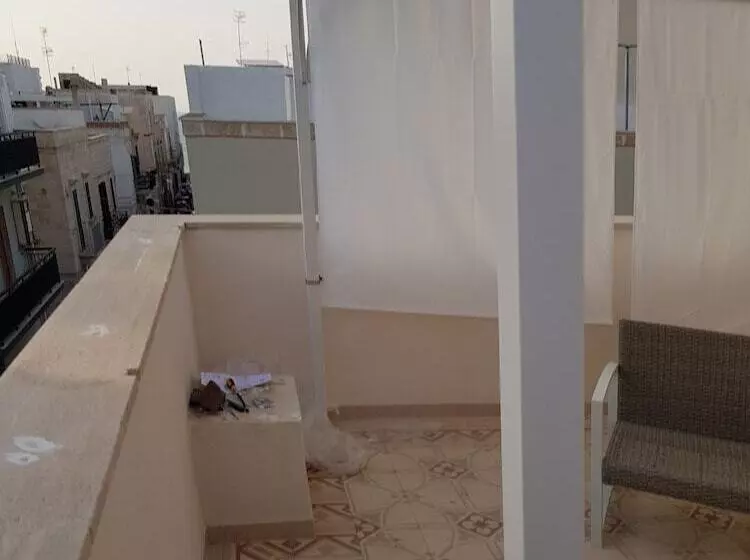 簡易ホテル Il Terrazzino Vista Mare
