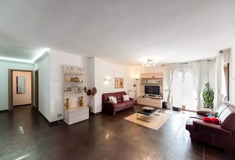 Il Gufo E La Luna B&b