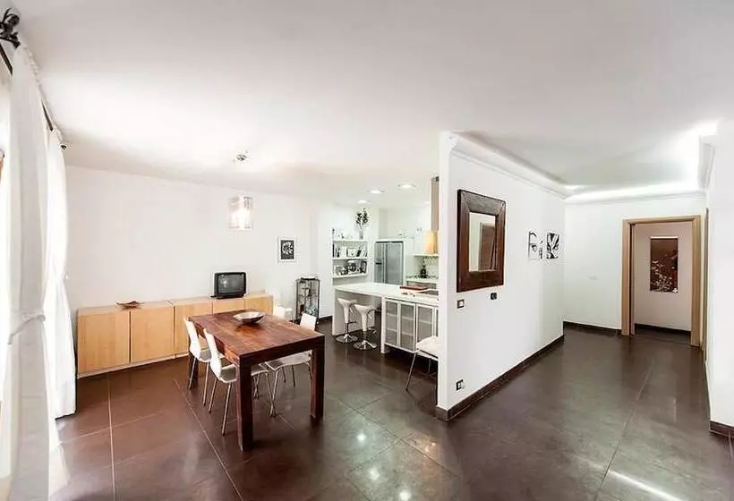 Il Gufo E La Luna B&b