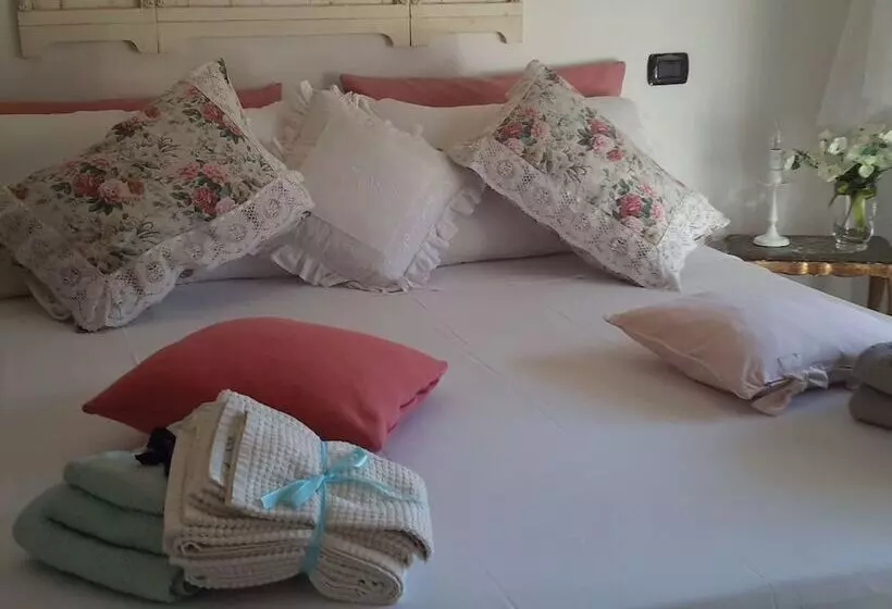 پانسیون Betì House Fiera Airport Guesthouse