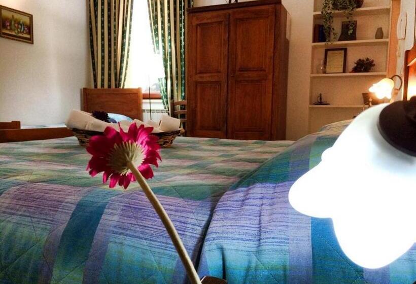 مبيت وإفطار La Locanda Al Castello