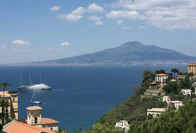 Aamiaismajoitus (B&B) Vesuvio View
