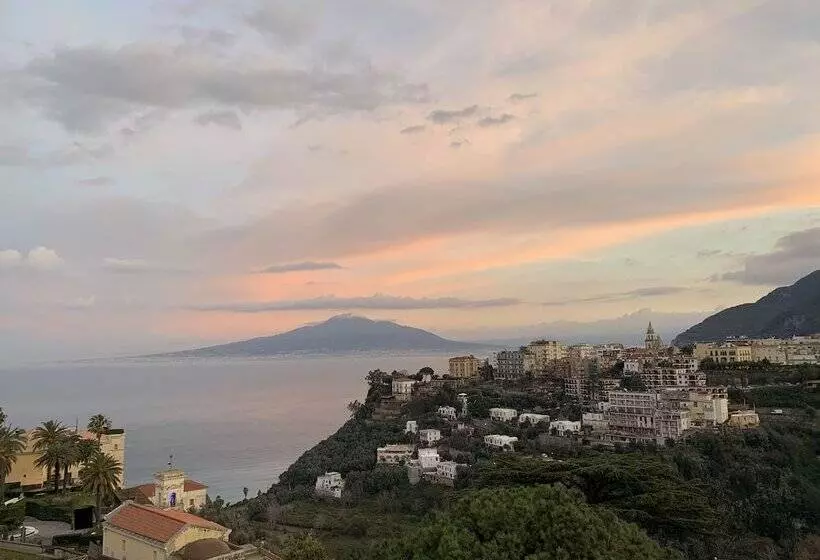 Aamiaismajoitus (B&B) Vesuvio View