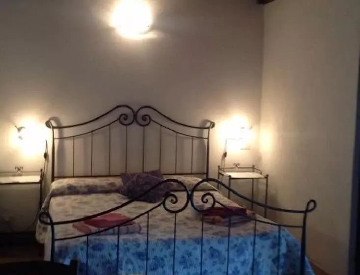 田舎風ホテル Bio Agriturismo Il Cavone