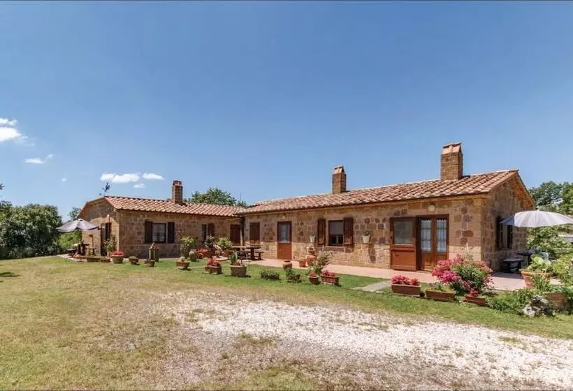 田舎風ホテル Bio Agriturismo Il Cavone