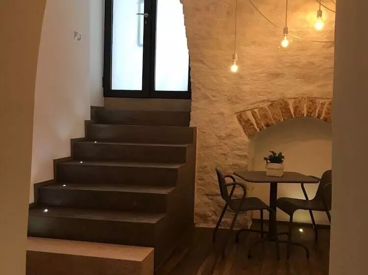 ペンション L Archasetta Historic Apartments