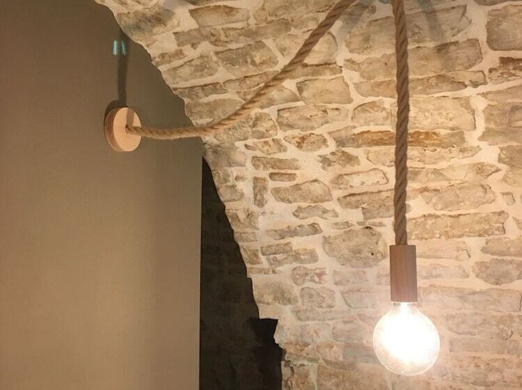 Пансион L Archasetta Historic Apartments