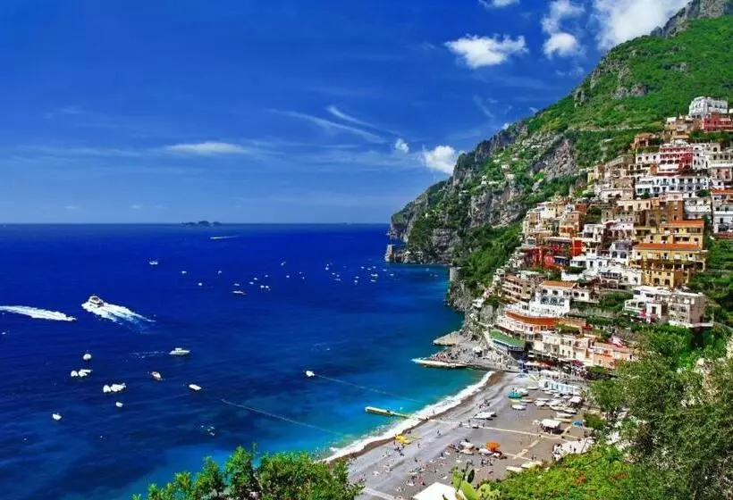 Aamiaismajoitus (B&B) Le Stanze Della Regina