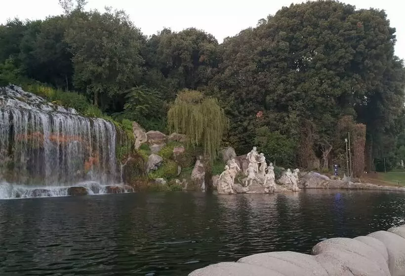 تختخواب و صبحانه Al Centro Luxury Home