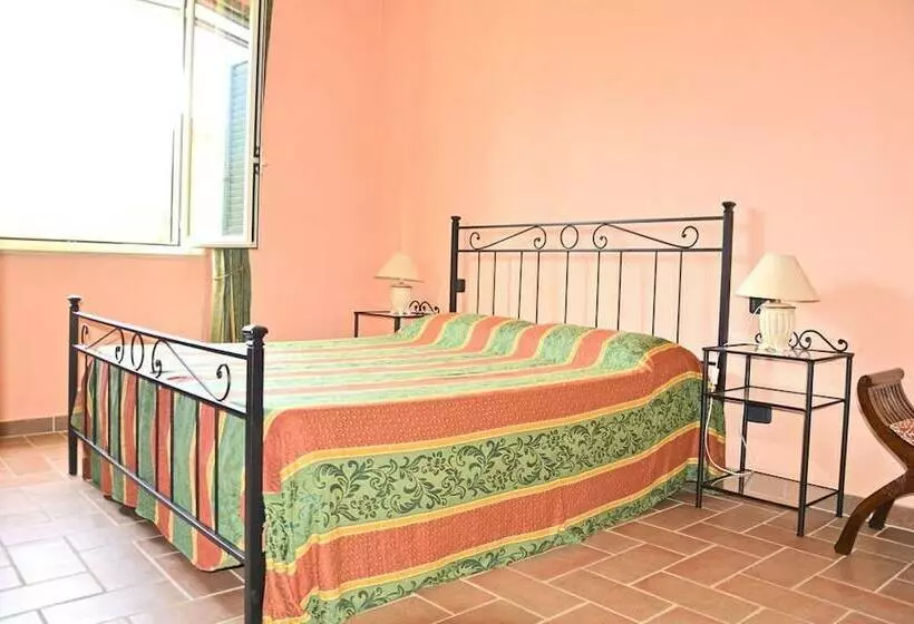 هتل روستایی Agriturismo Podere La Fonte