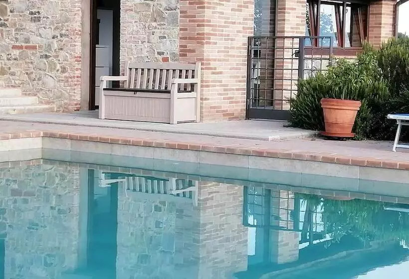 Maaseutuhotelli Borgo Solario