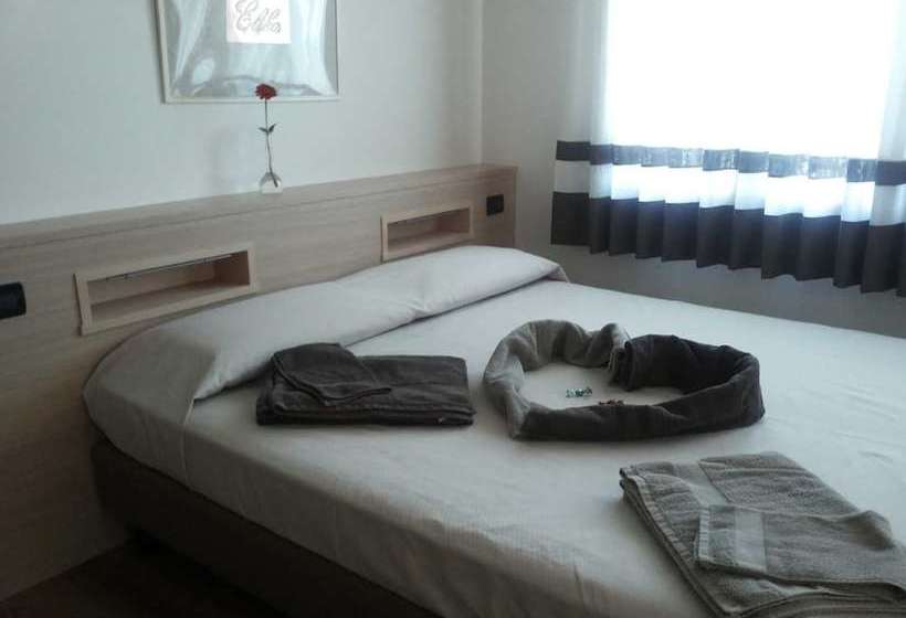 田舎風ホテル La Moneghina