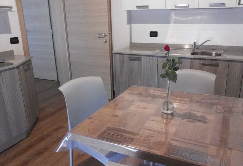 田舎風ホテル La Moneghina